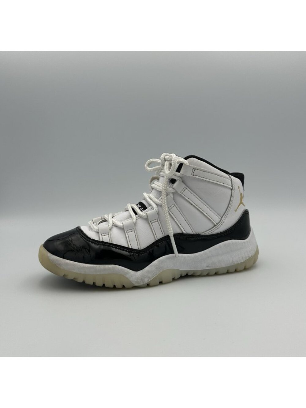 Nike Air Jordan 11 Retro Youth Size 1Y White DMP 2023 Sneakers 378038-170